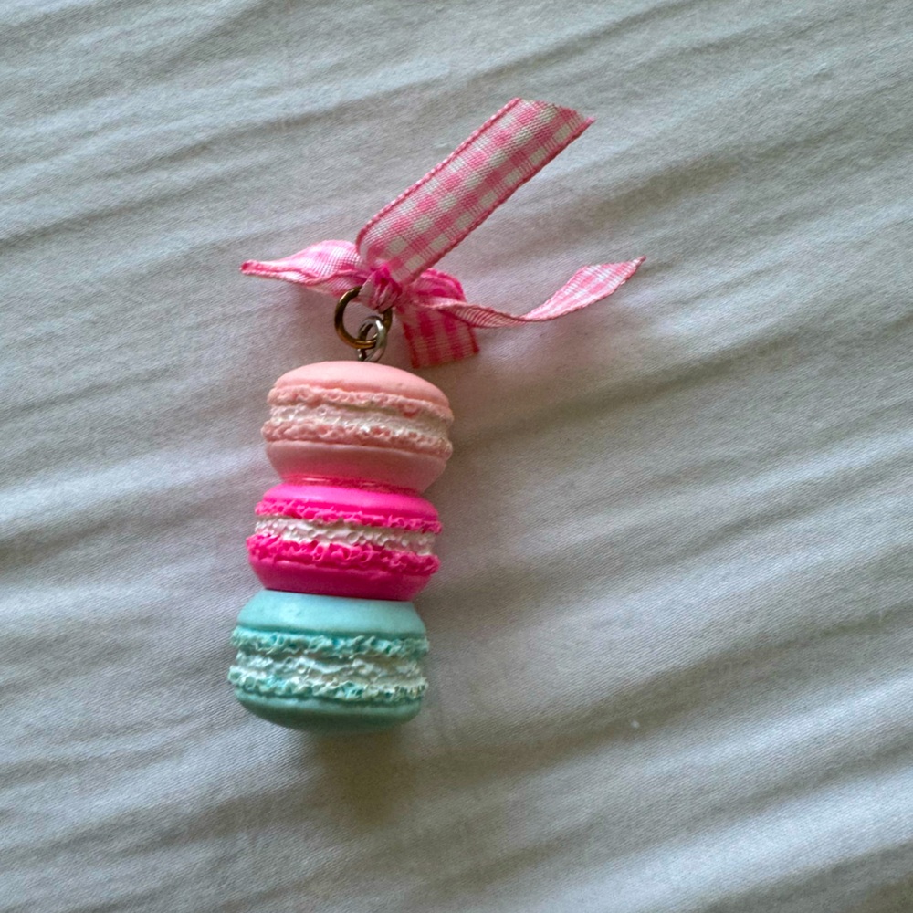 Macaroon key chain